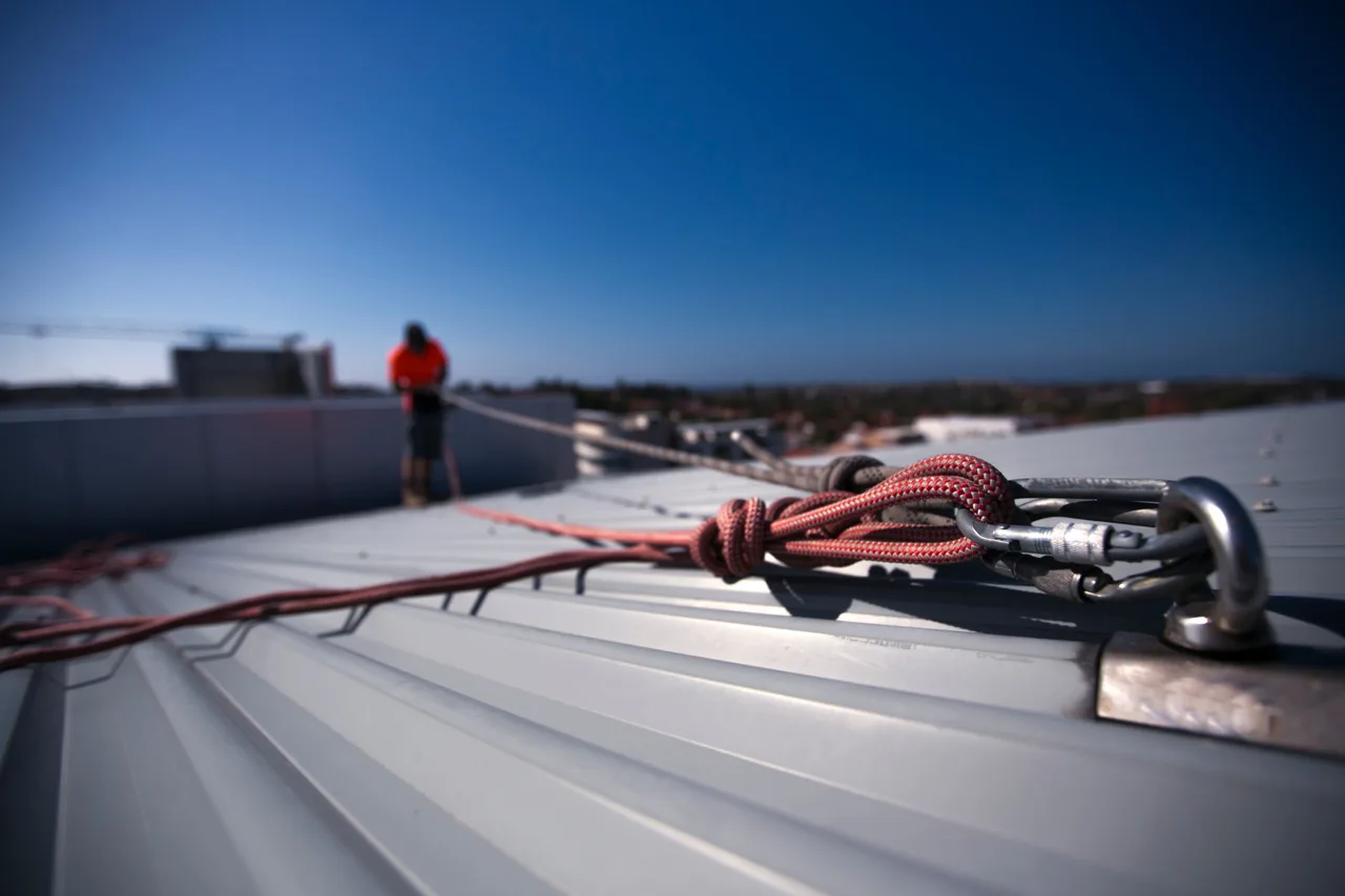 Toolbox Talk - Anchor Points and Lifelines