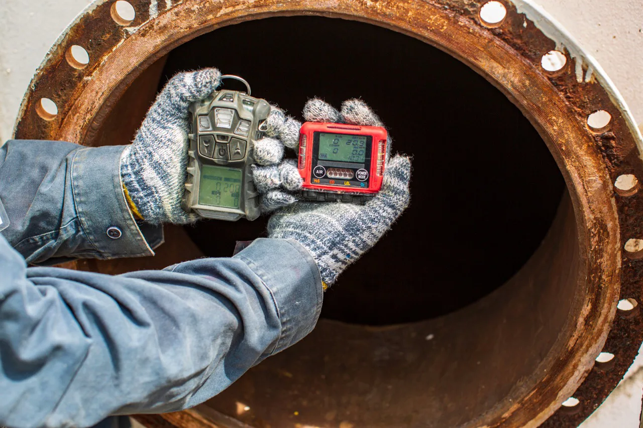 Toolbox Talk – Safety Equipment for Confined Spaces