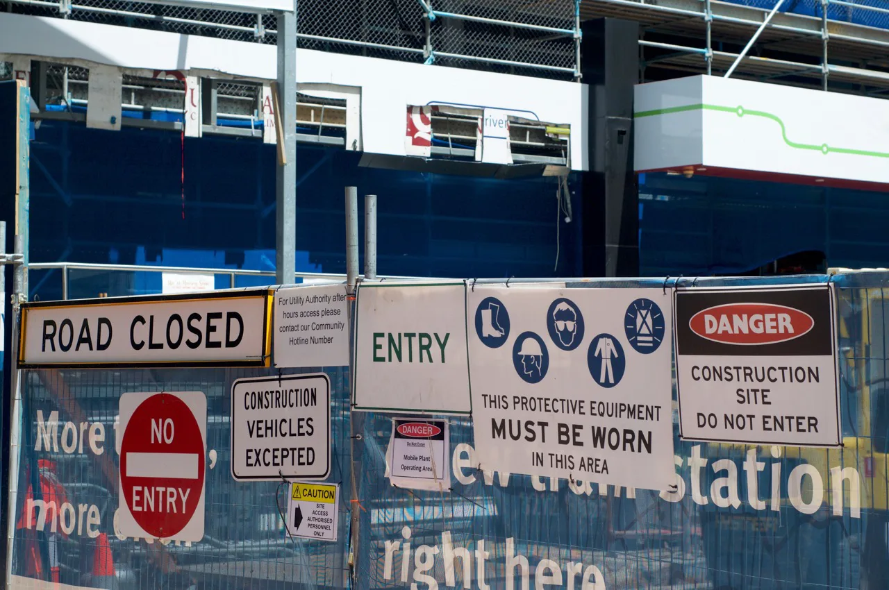 Toolbox Talks - Site Safety Signage
